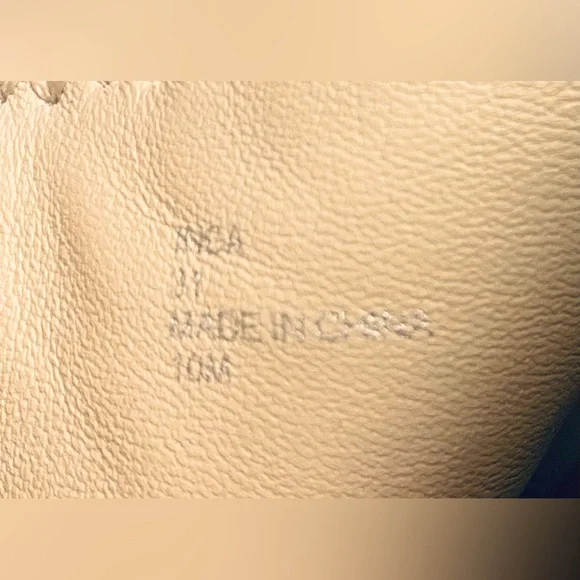 Donald J Pliner Lisa Tan Leather
Ankle Heel Stiletto Bootie & Open Toe - Picture 14 of 15